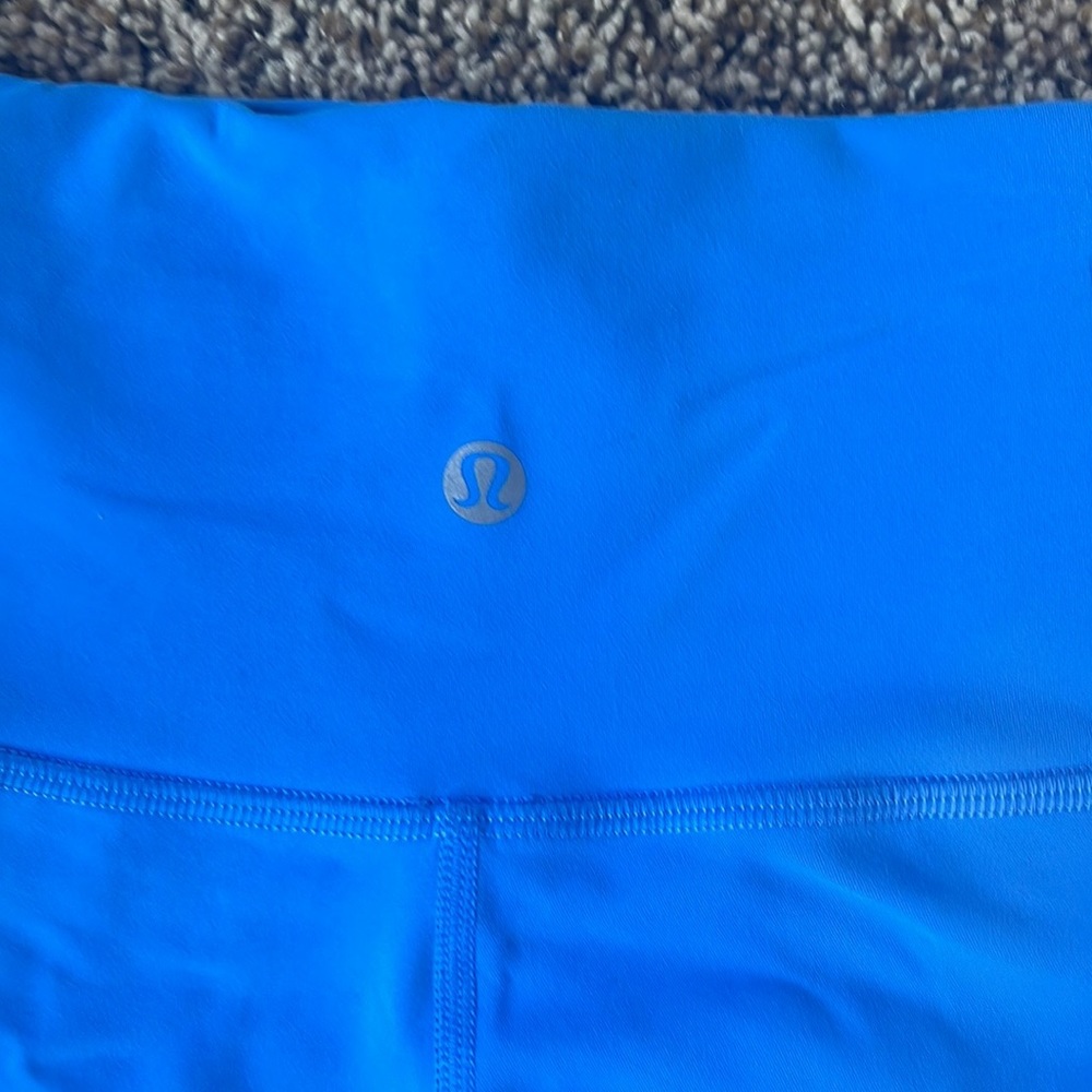 Blue Nile wonder train perfect condition lululemon leggings